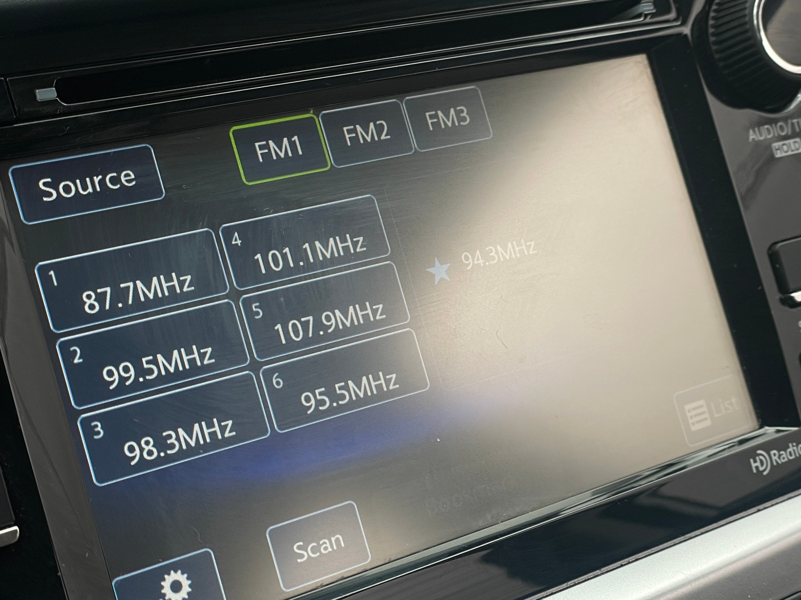 Thumbnail: 2017 Subaru Crosstrek - 4