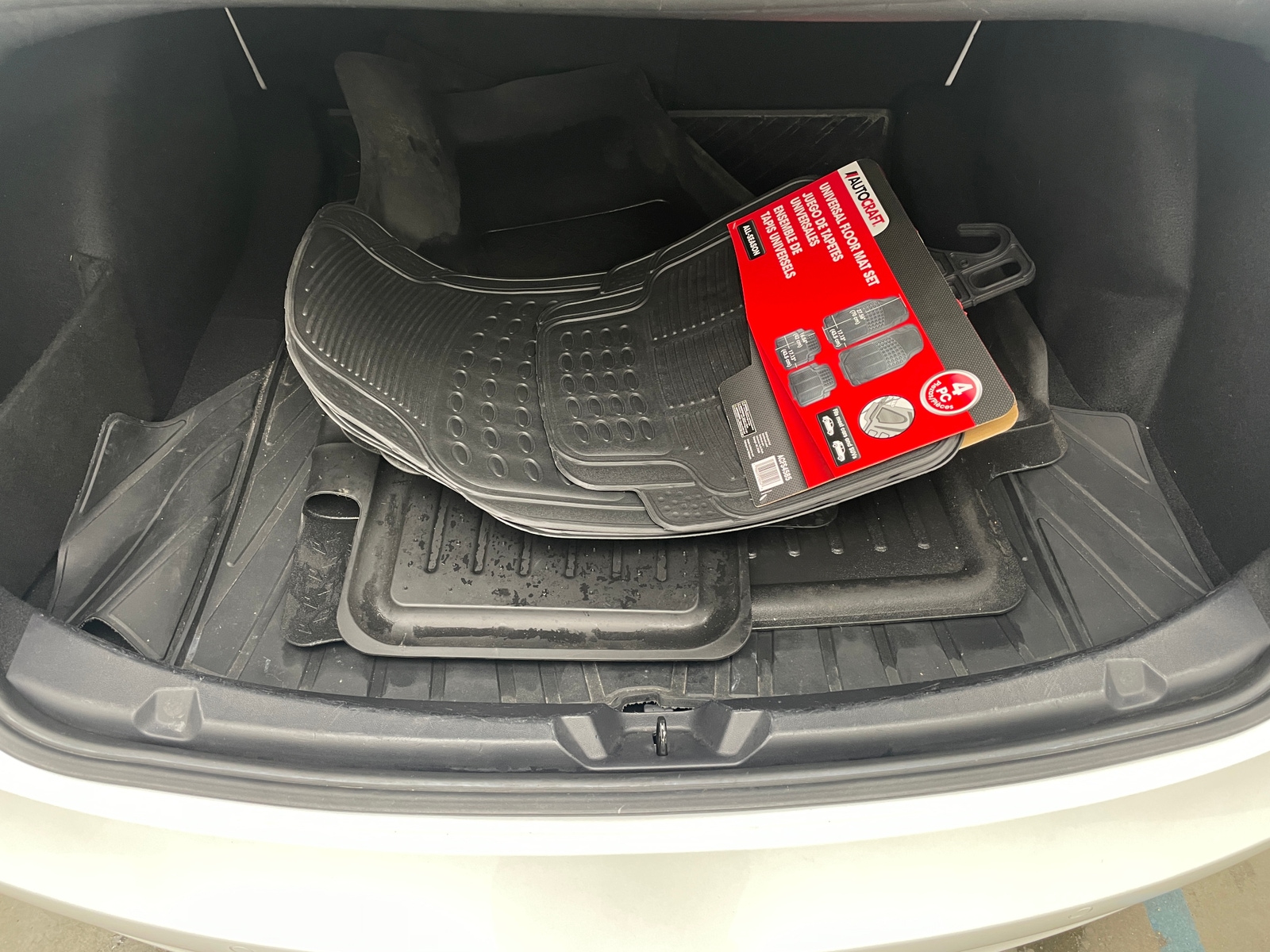 Thumbnail: 2020 Tesla Model 3 - 4