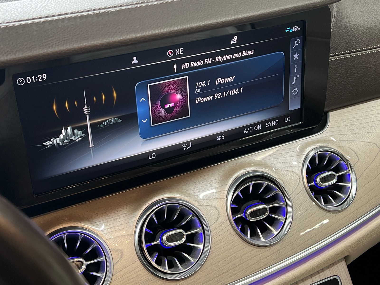 Thumbnail: 2019 Mercedes-Benz E-Class - 3