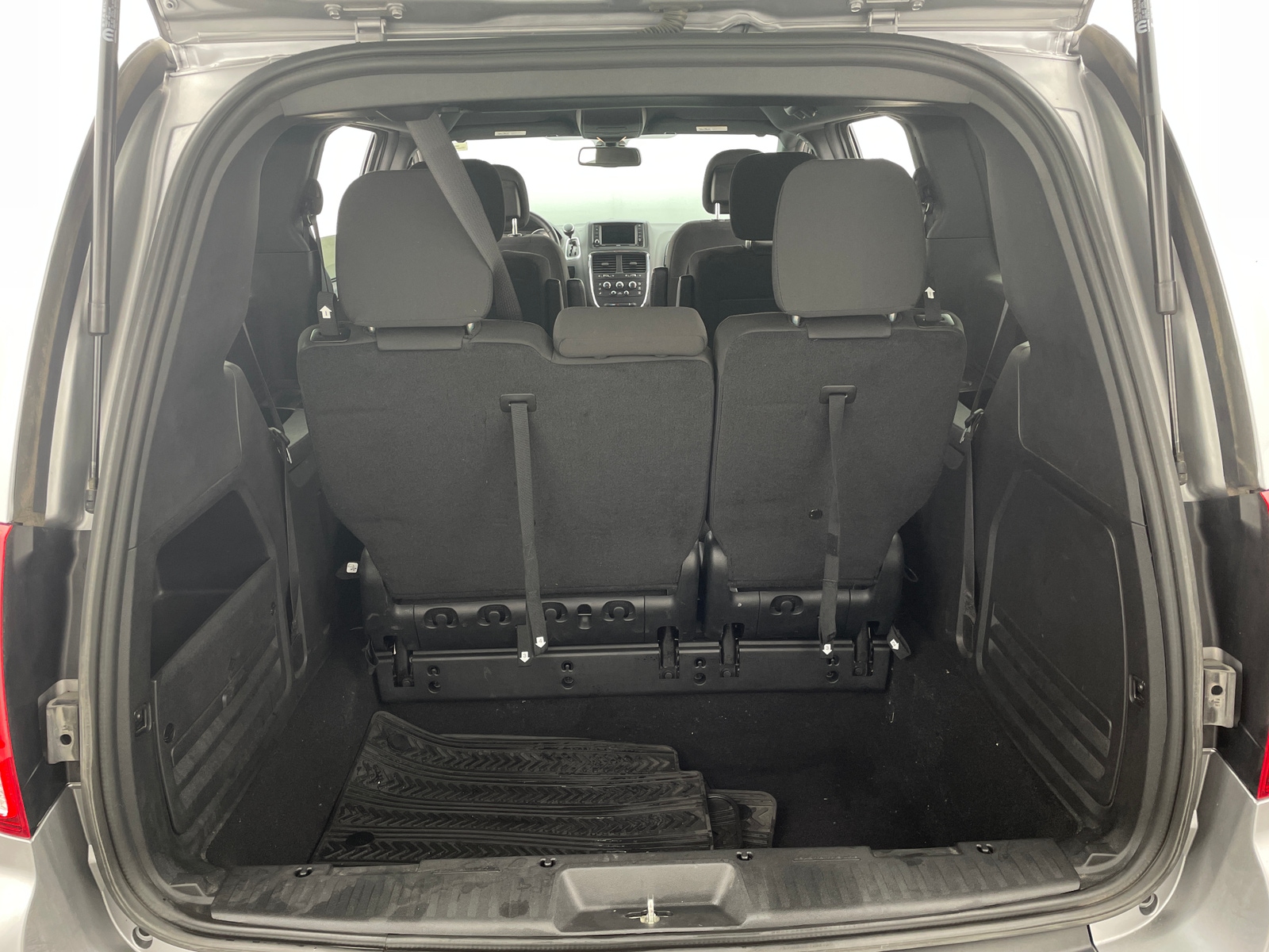 Thumbnail: 2019 Dodge Grand Caravan - 7