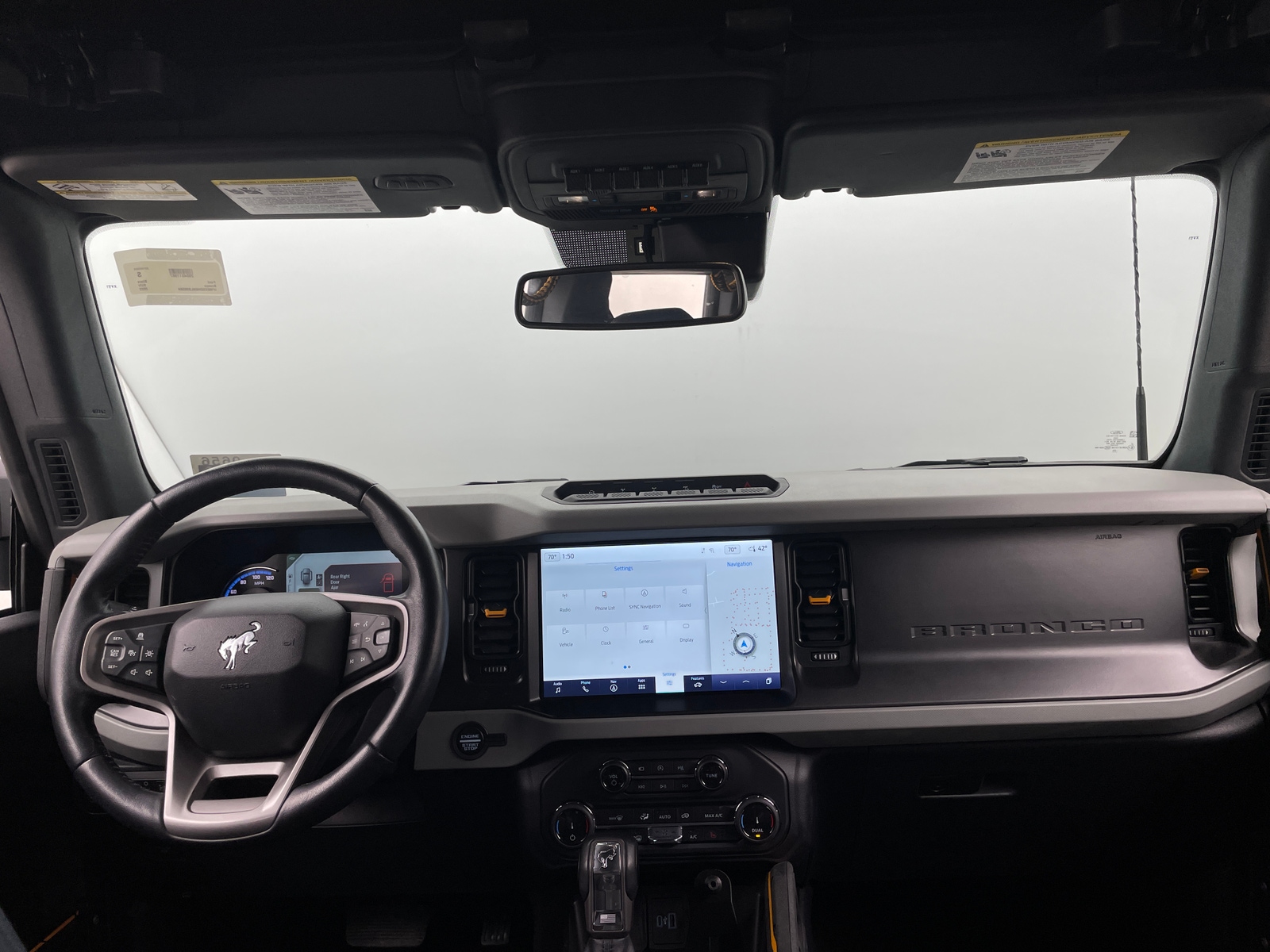 Thumbnail: 2022 Ford Bronco - 3