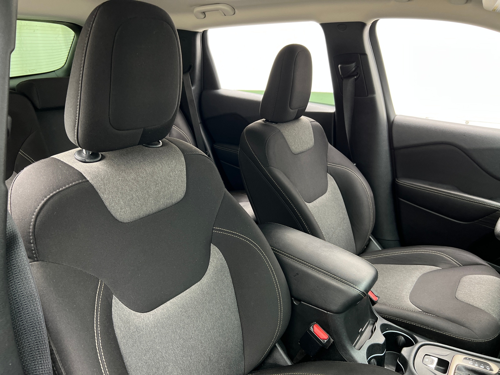 Thumbnail: 2015 Jeep Cherokee - 2