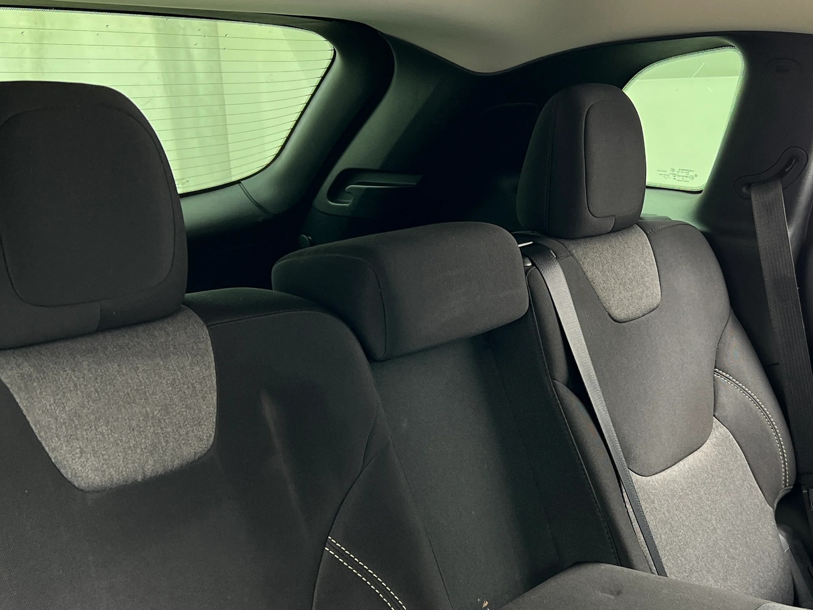 Thumbnail: 2015 Jeep Cherokee - 6