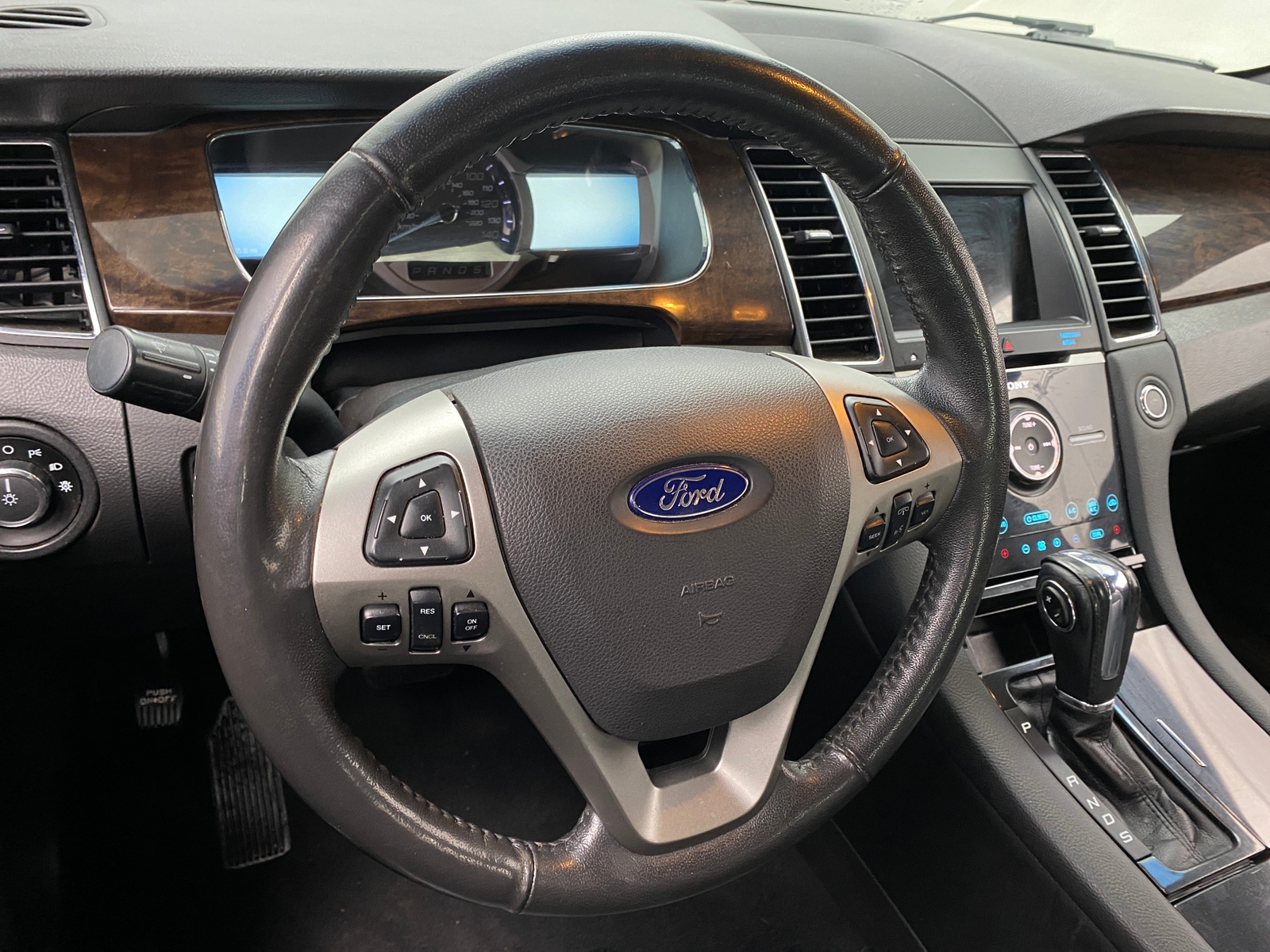 Thumbnail: 2019 Ford Taurus - 4