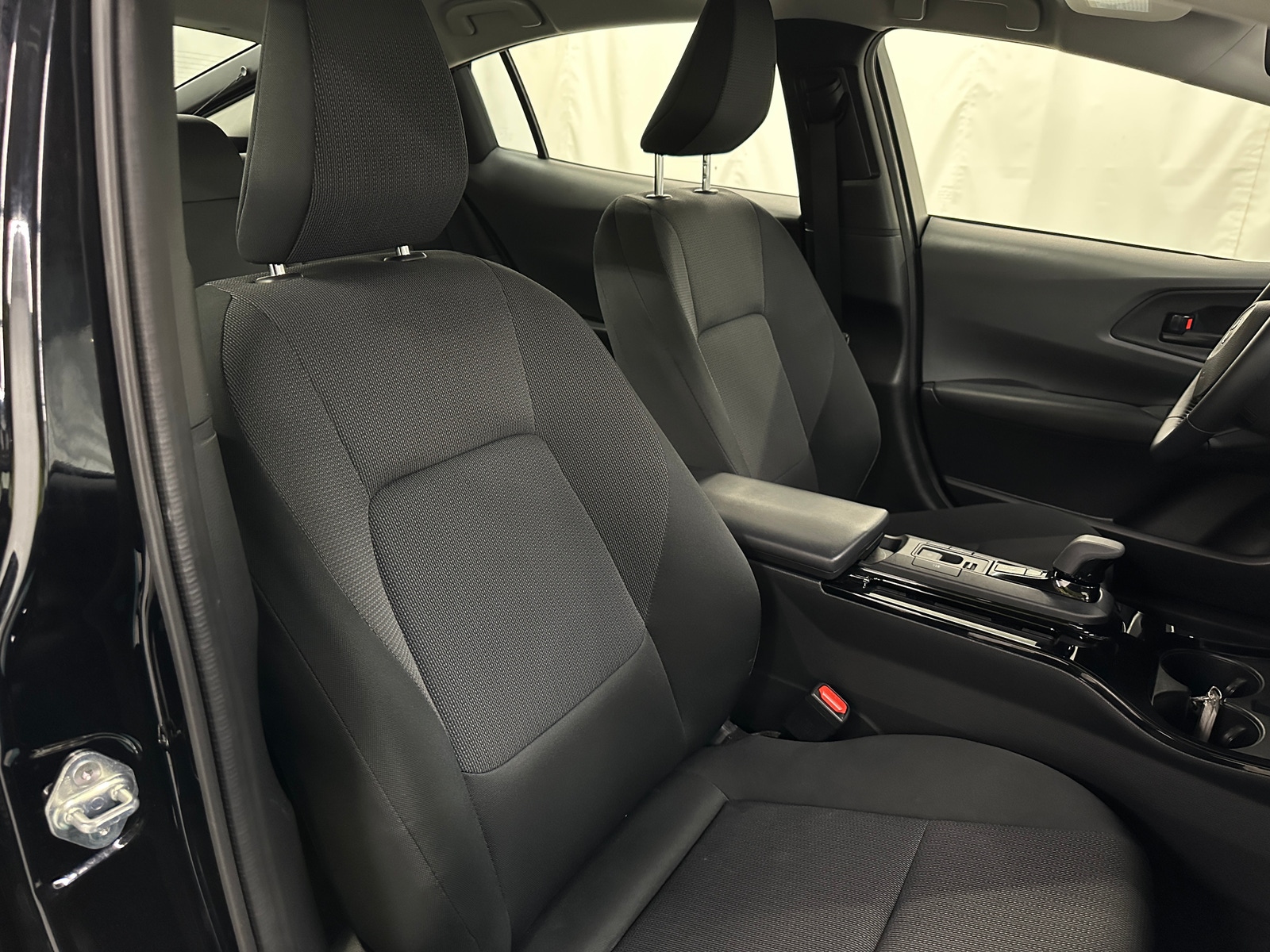 Thumbnail: 2025 Toyota Prius - 2