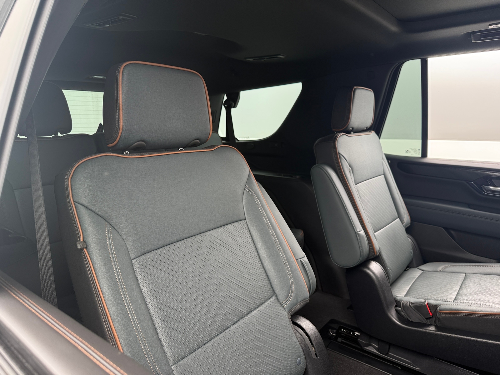 Thumbnail: 2025 GMC Yukon - 5