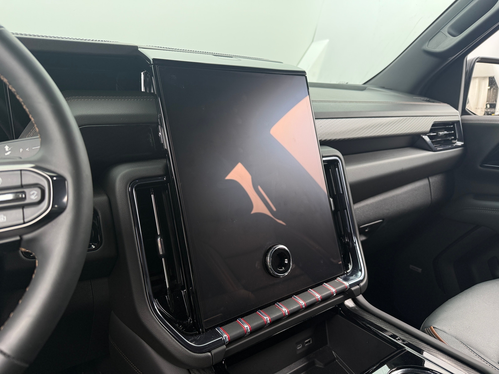 Thumbnail: 2025 GMC Yukon - 3