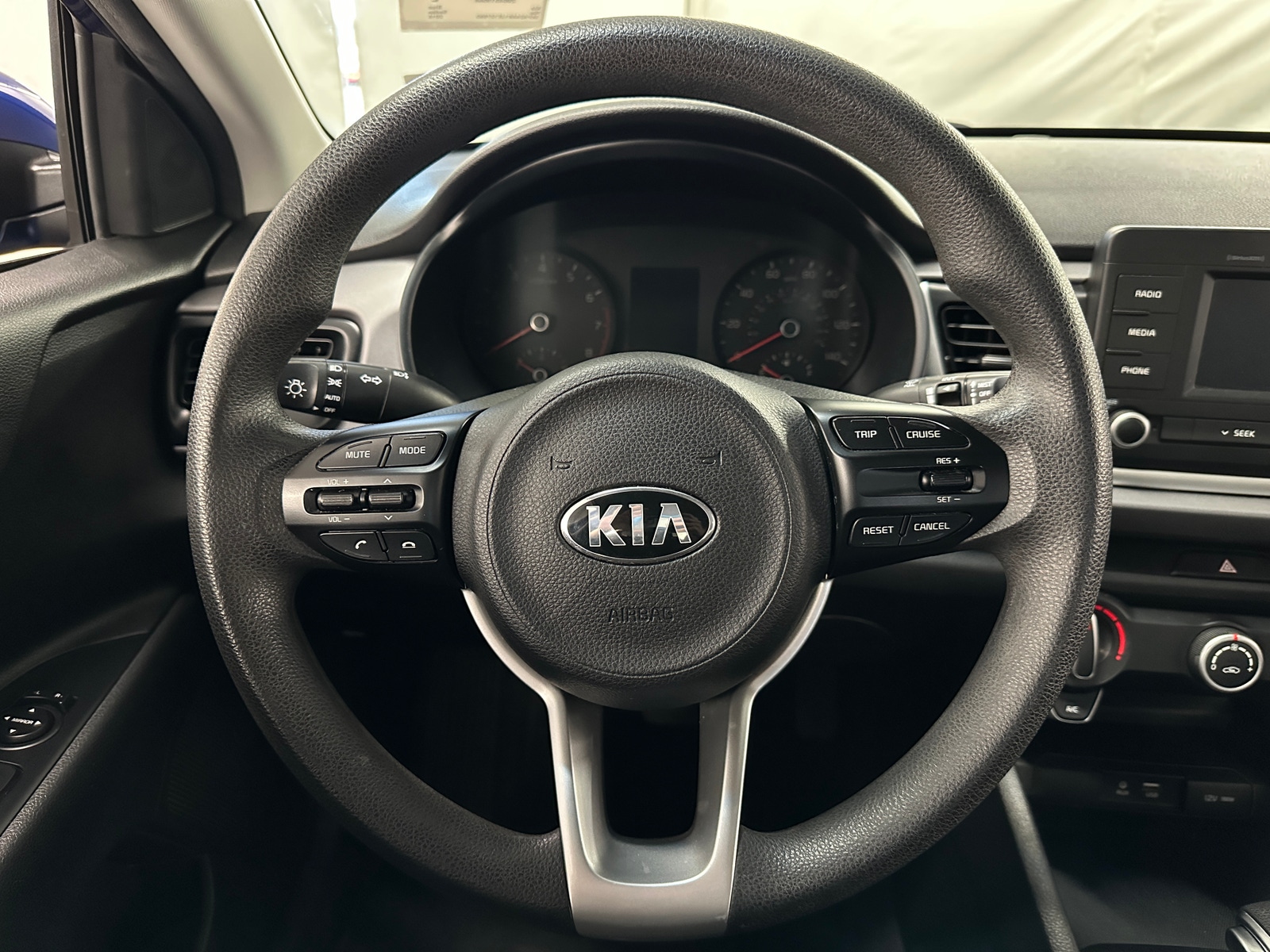 Thumbnail: 2018 Kia Rio - 5