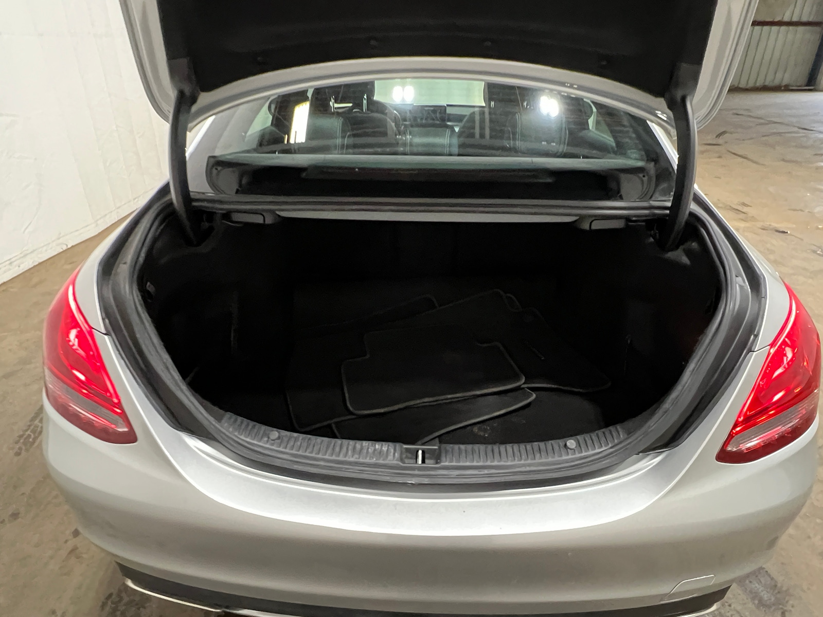 Thumbnail: 2018 Mercedes-Benz C-Class - 6