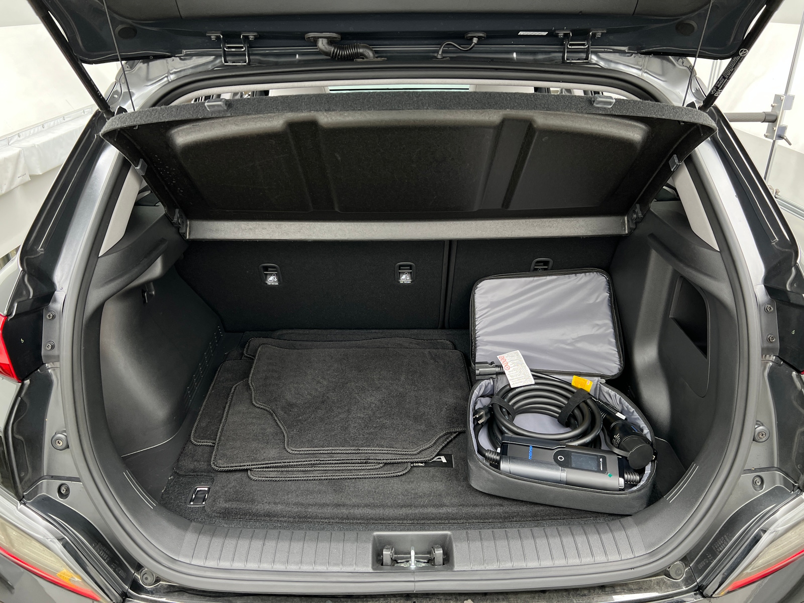 Thumbnail: 2023 Hyundai Kona - 7