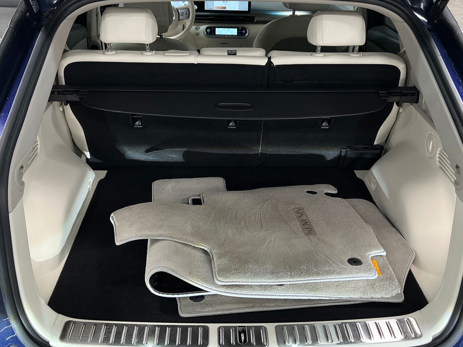 Thumbnail: 2025 Genesis GV60 - 6