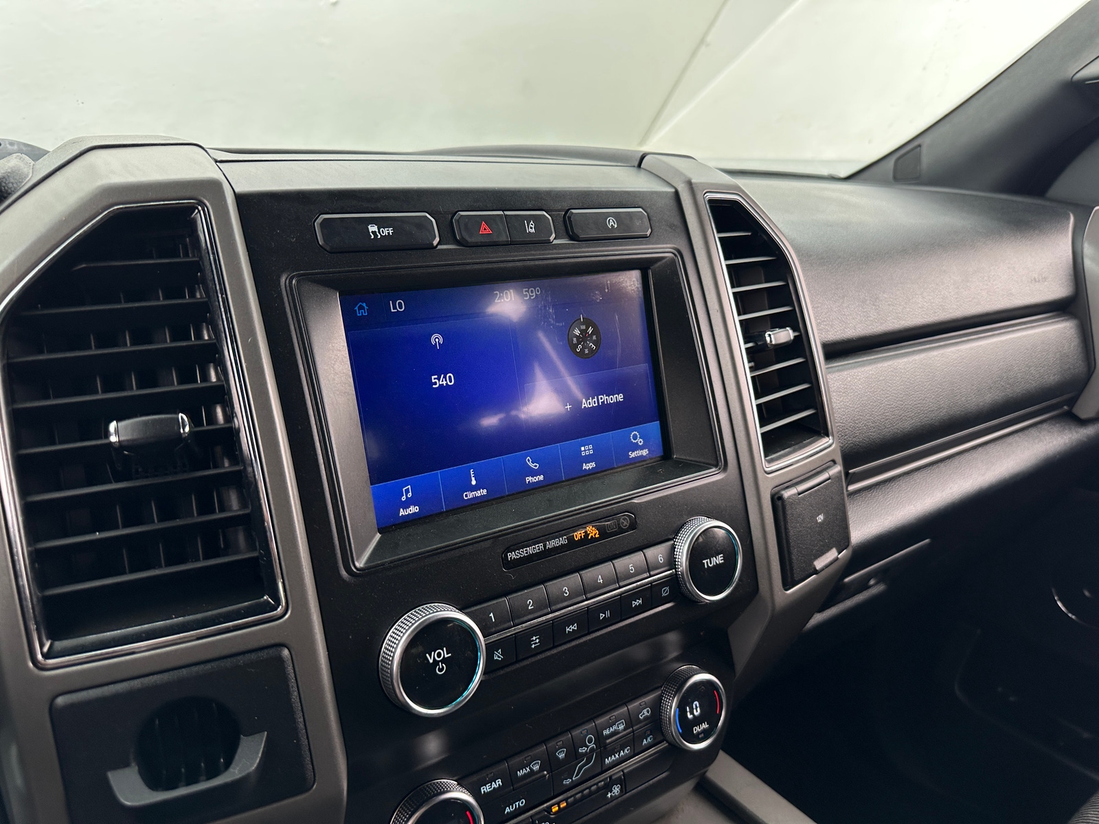 Thumbnail: 2020 Ford Expedition - 4