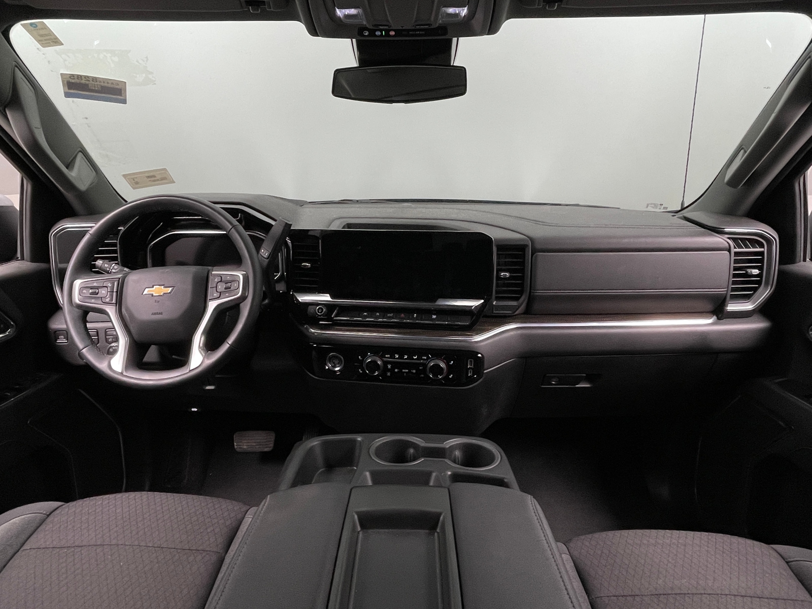 Thumbnail: 2024 Chevrolet Silverado 1500 - 3