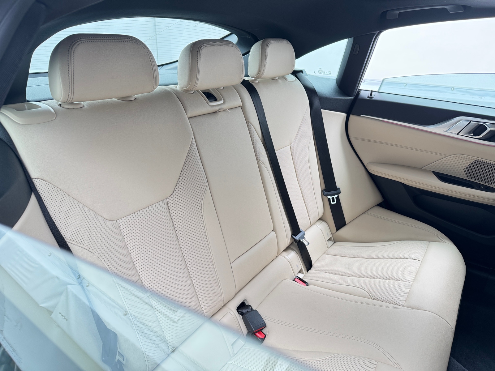 Thumbnail: 2025 BMW i4 - 5