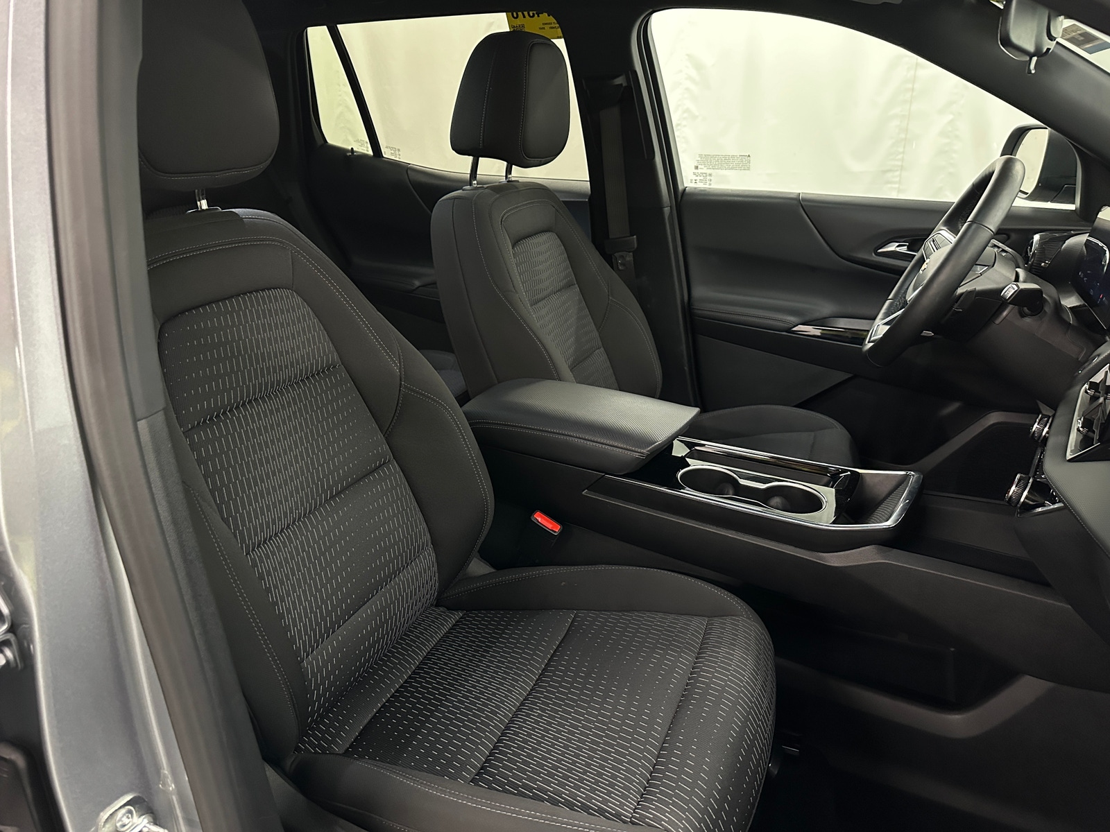 Thumbnail: 2025 Chevrolet Equinox - 2