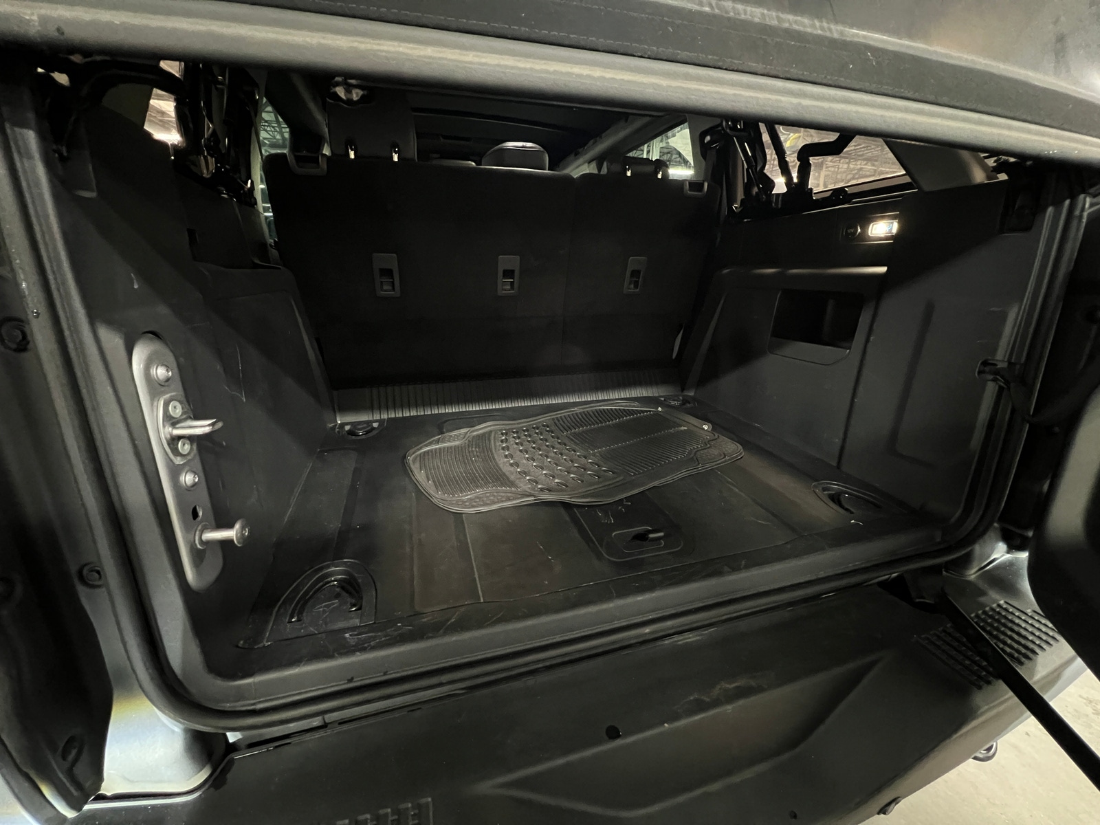 Thumbnail: 2021 Ford Bronco - 6