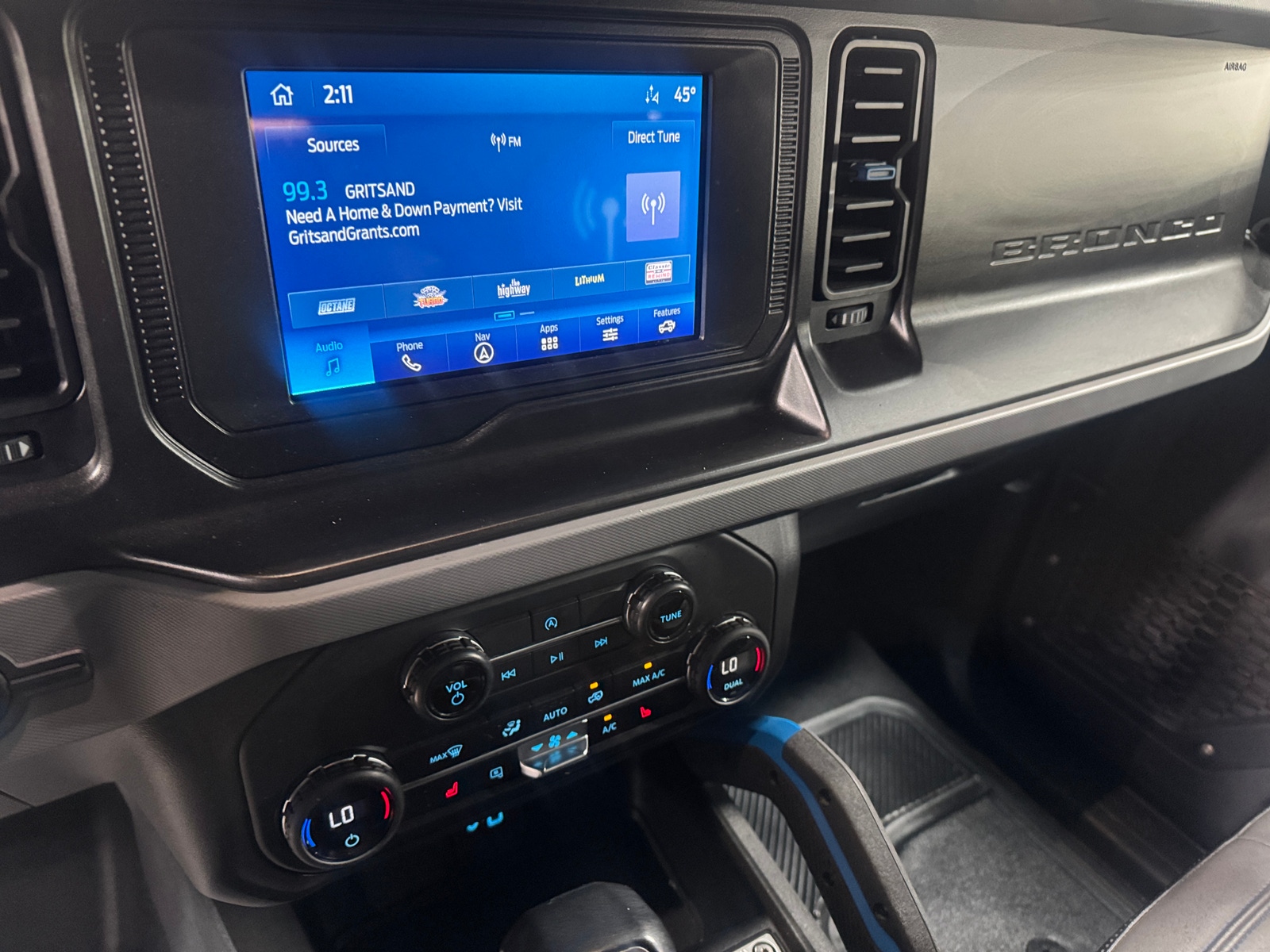 Thumbnail: 2021 Ford Bronco - 3