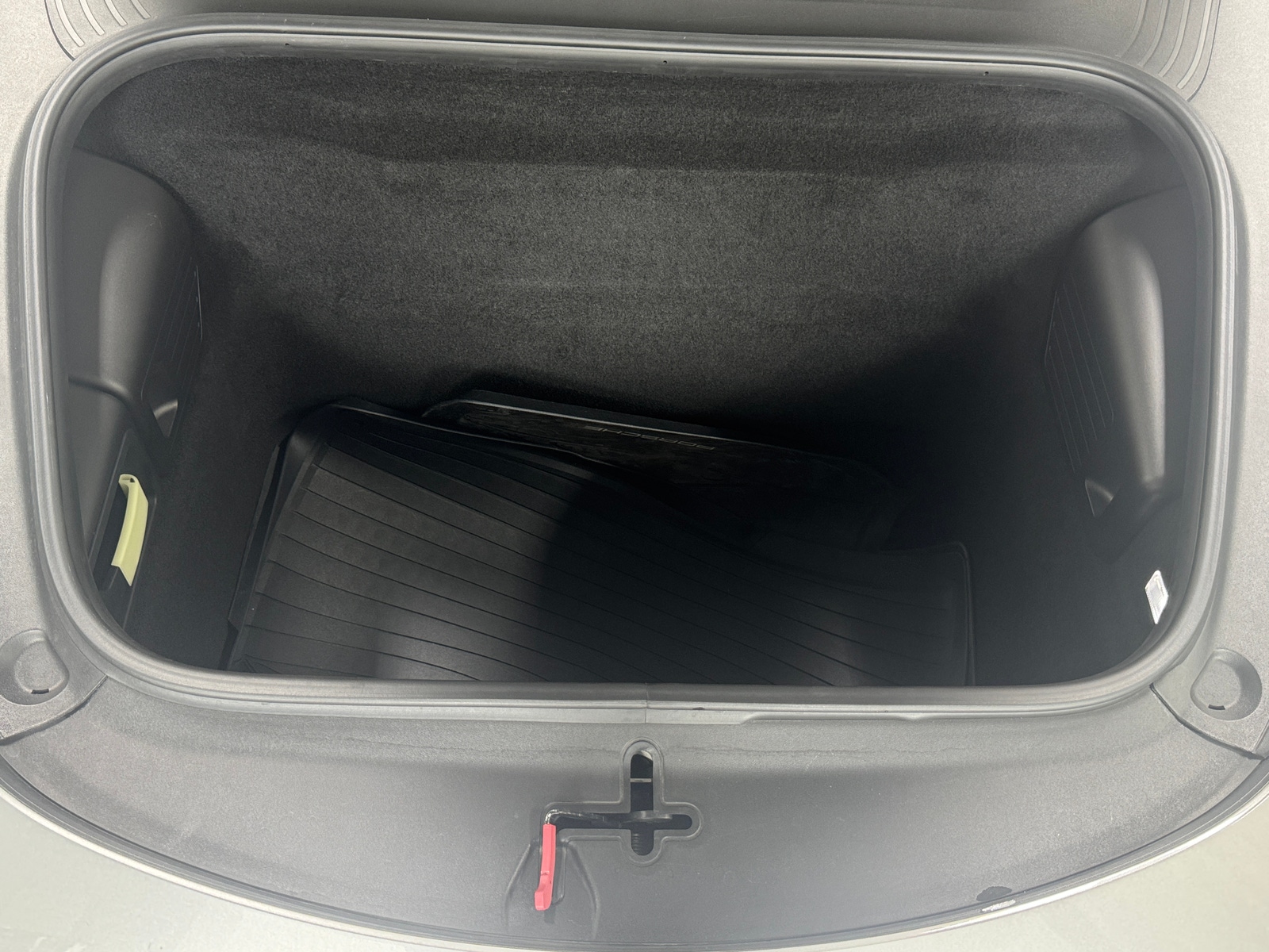 Thumbnail: 2019 Porsche 911 - 4