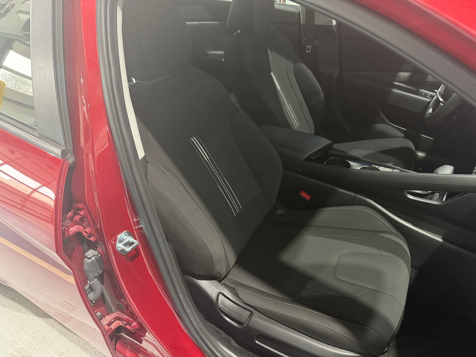 Thumbnail: 2025 Hyundai Elantra - 2