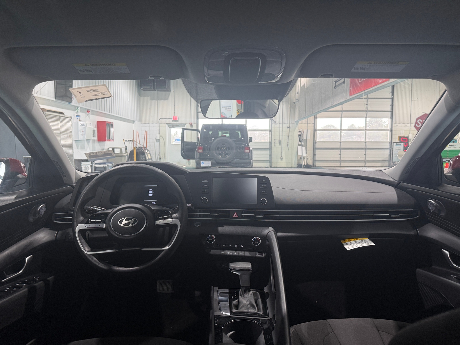 Thumbnail: 2025 Hyundai Elantra - 3