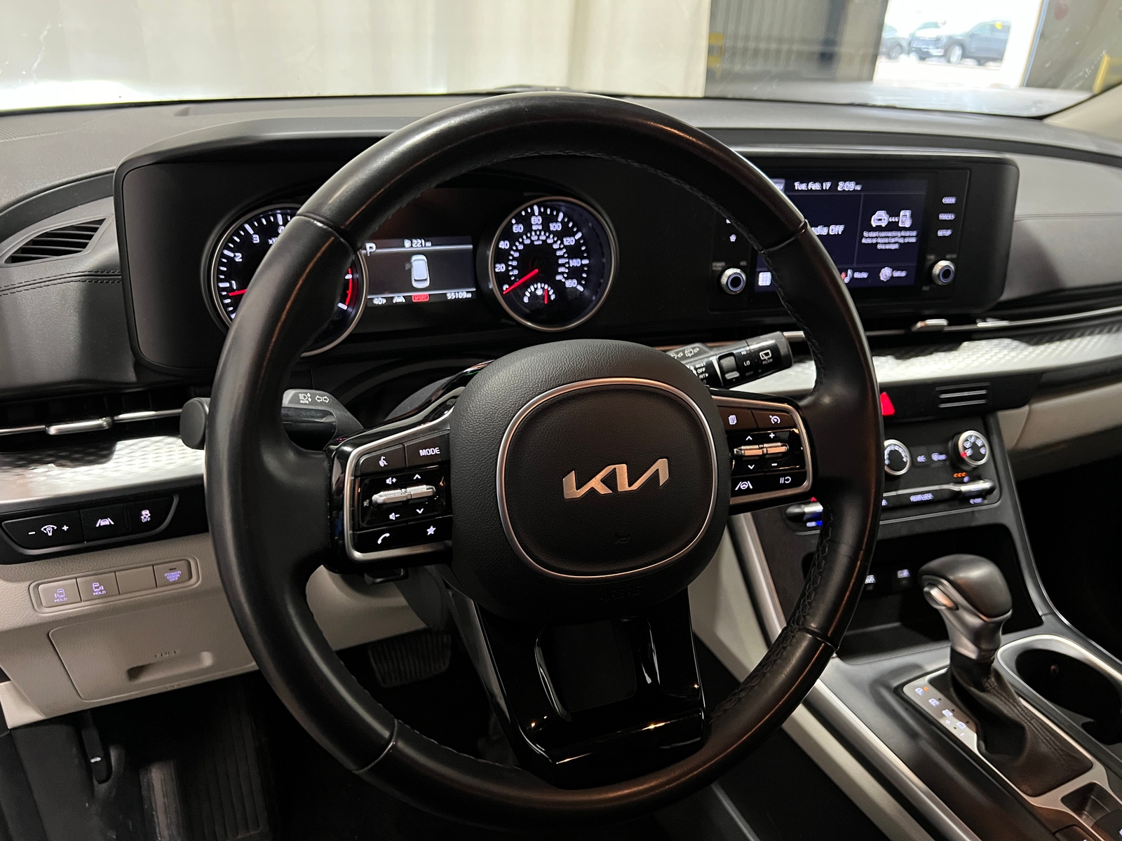 Thumbnail: 2024 Kia Carnival - 4