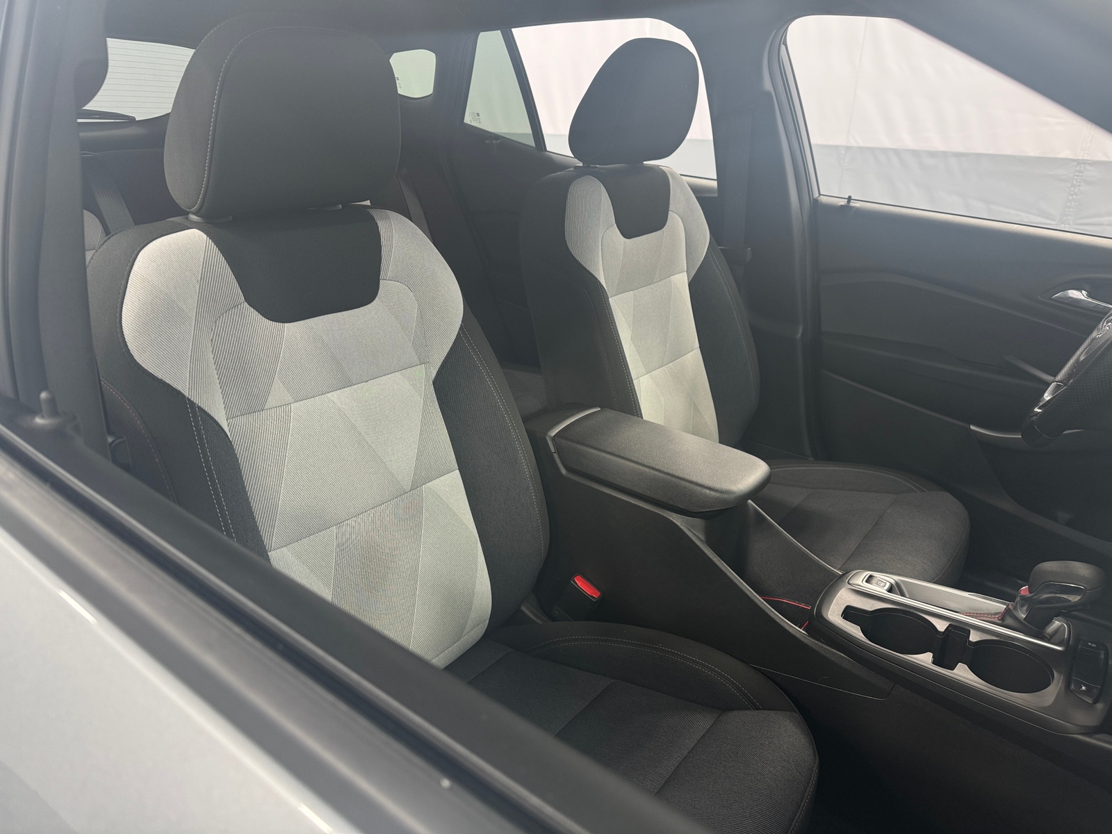 Thumbnail: 2024 Chevrolet Trax - 2