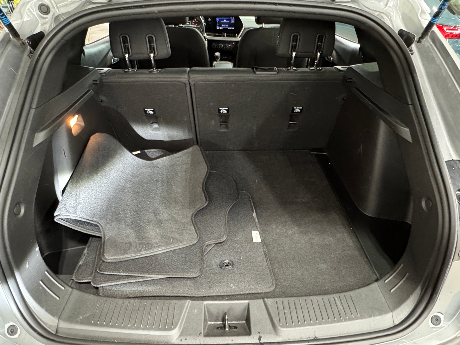 Thumbnail: 2024 Chevrolet Trax - 7