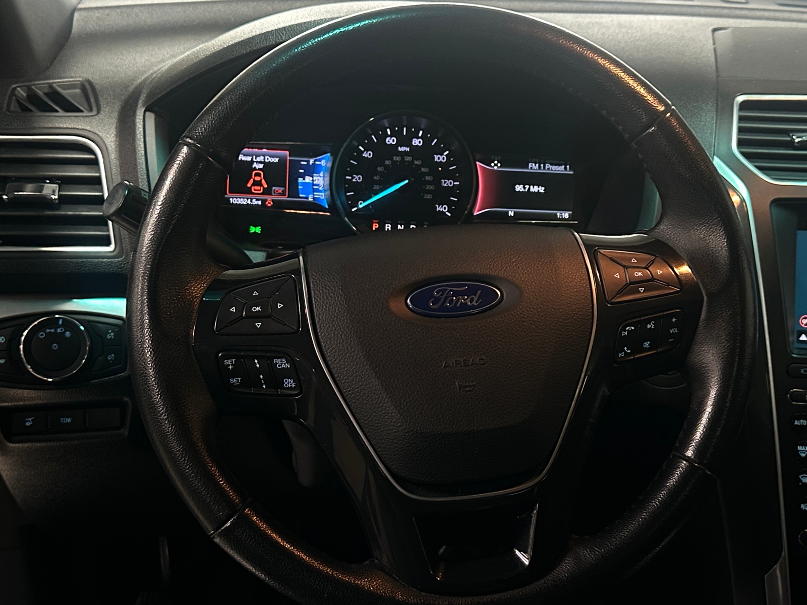 Thumbnail: 2017 Ford Explorer - 4