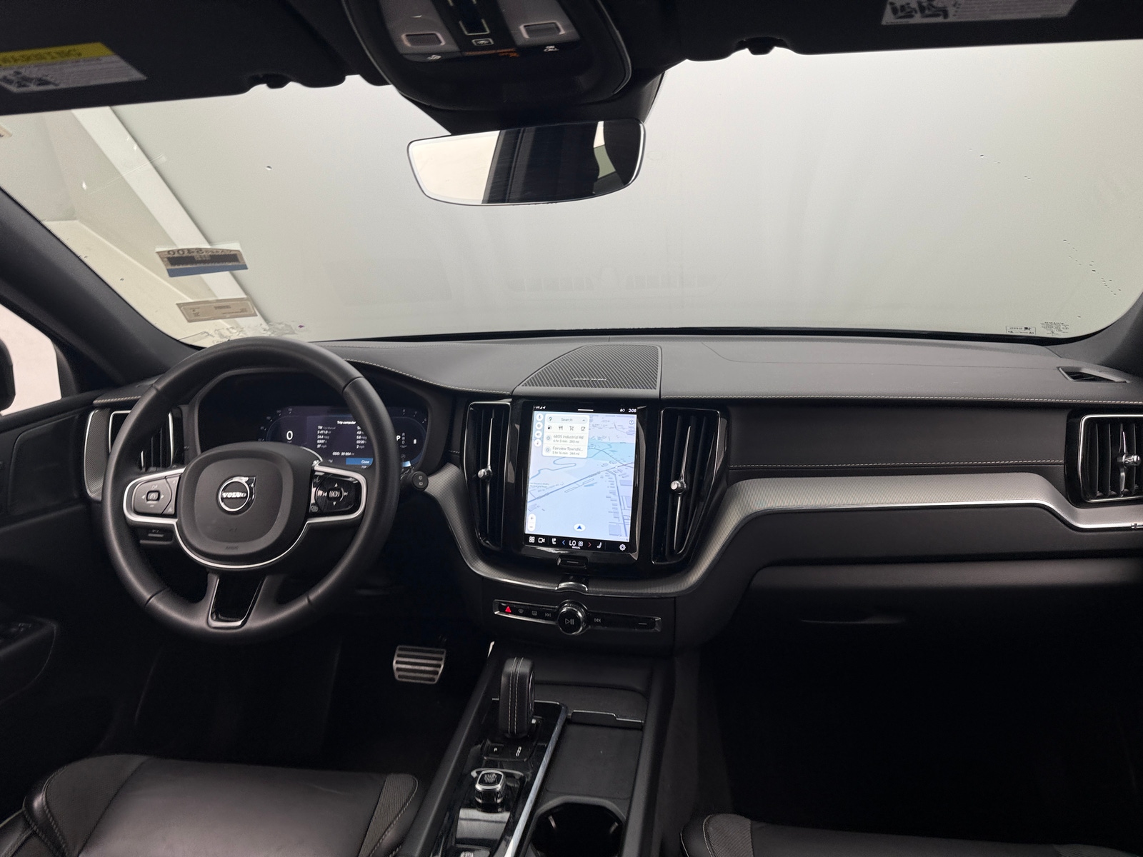 Thumbnail: 2022 Volvo XC60 - 2