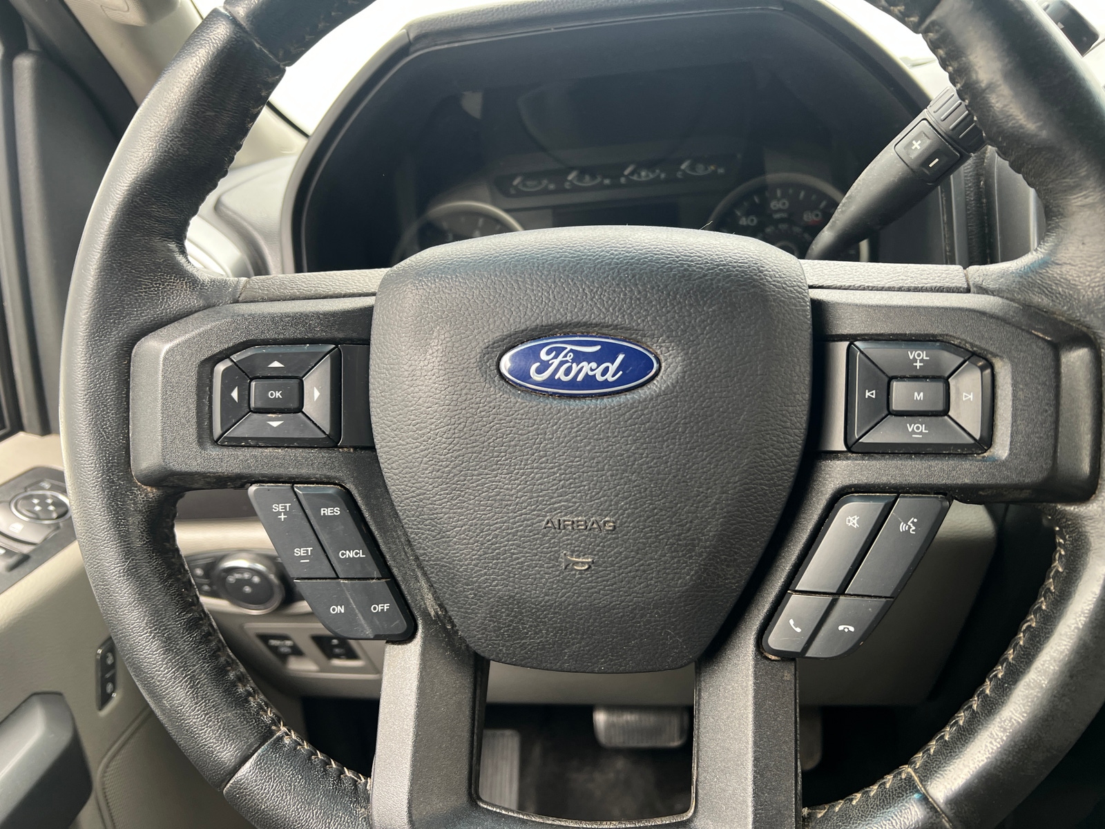 Thumbnail: 2018 Ford Econoline - 5