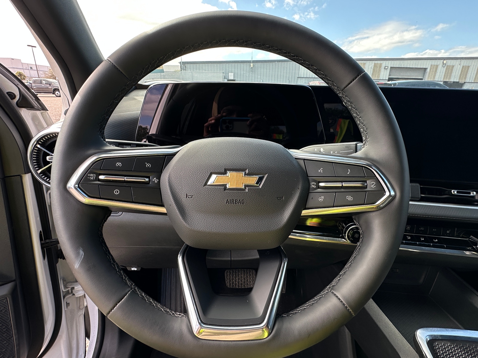 Thumbnail: 2025 Chevrolet Equinox - 5