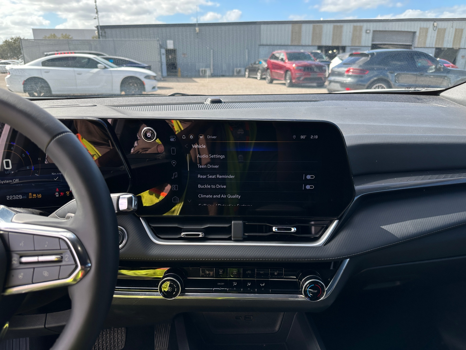 Thumbnail: 2025 Chevrolet Equinox - 4