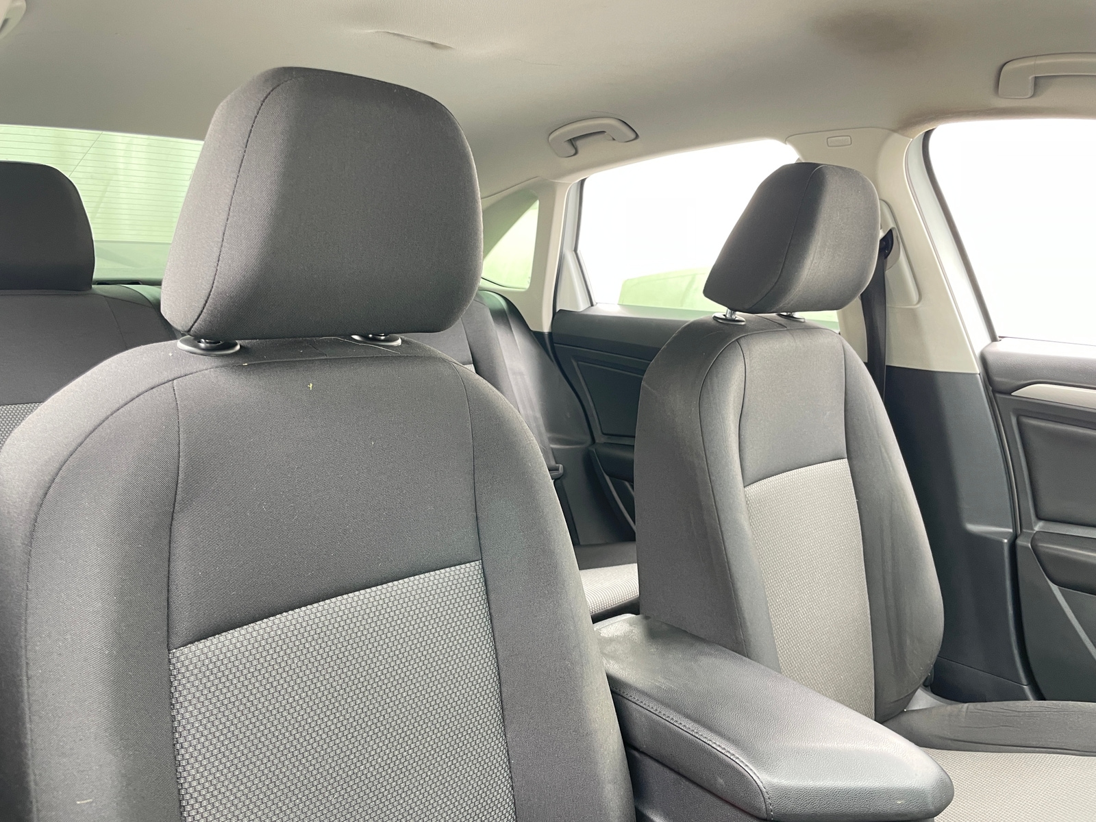 Thumbnail: 2020 Volkswagen Jetta - 2