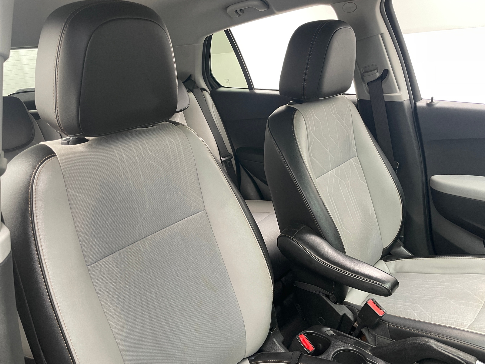 Thumbnail: 2020 Chevrolet Trax - 2