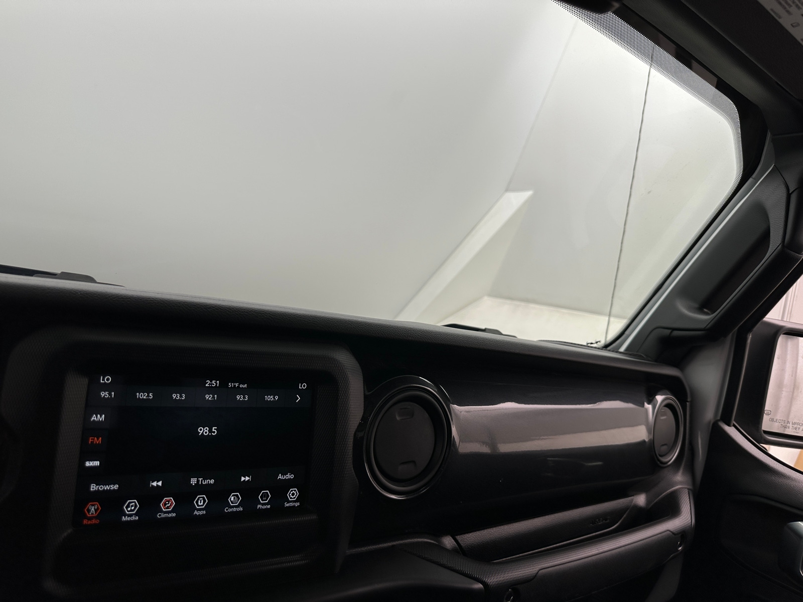 Thumbnail: 2022 Jeep Gladiator - 4