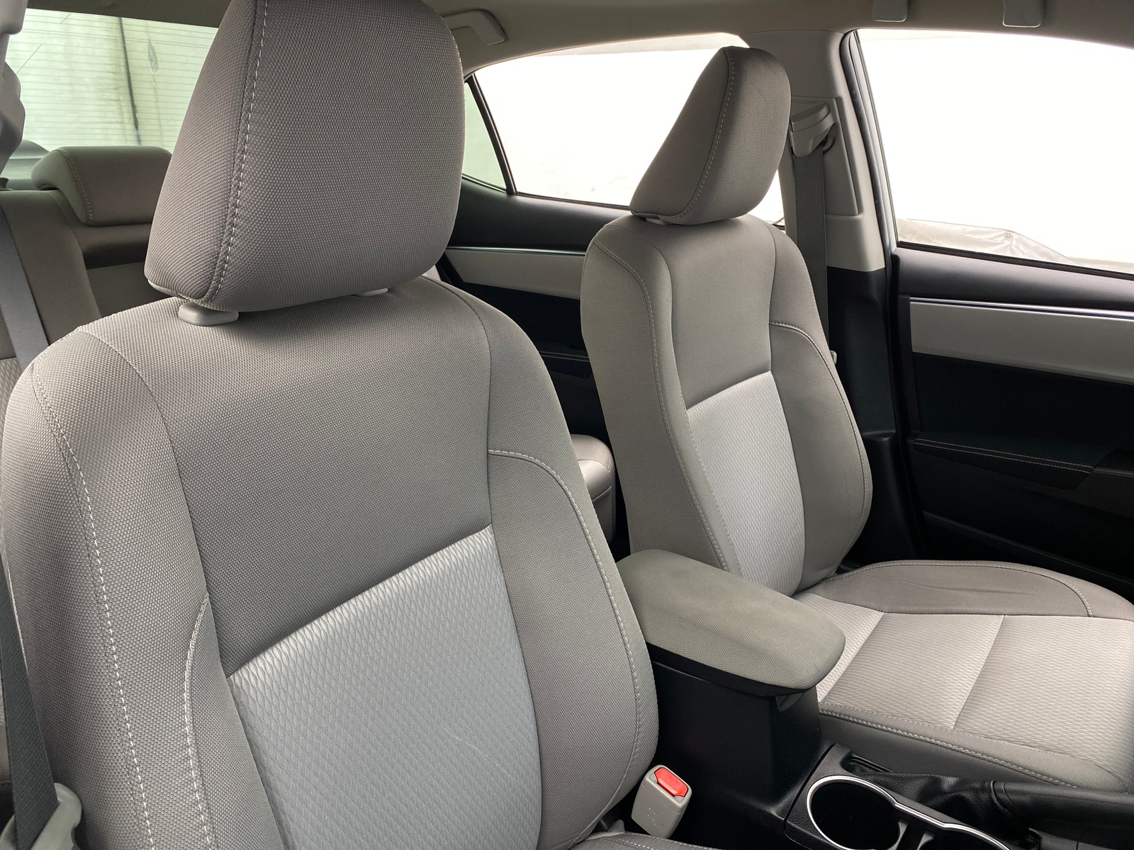 Thumbnail: 2016 Toyota Corolla - 2