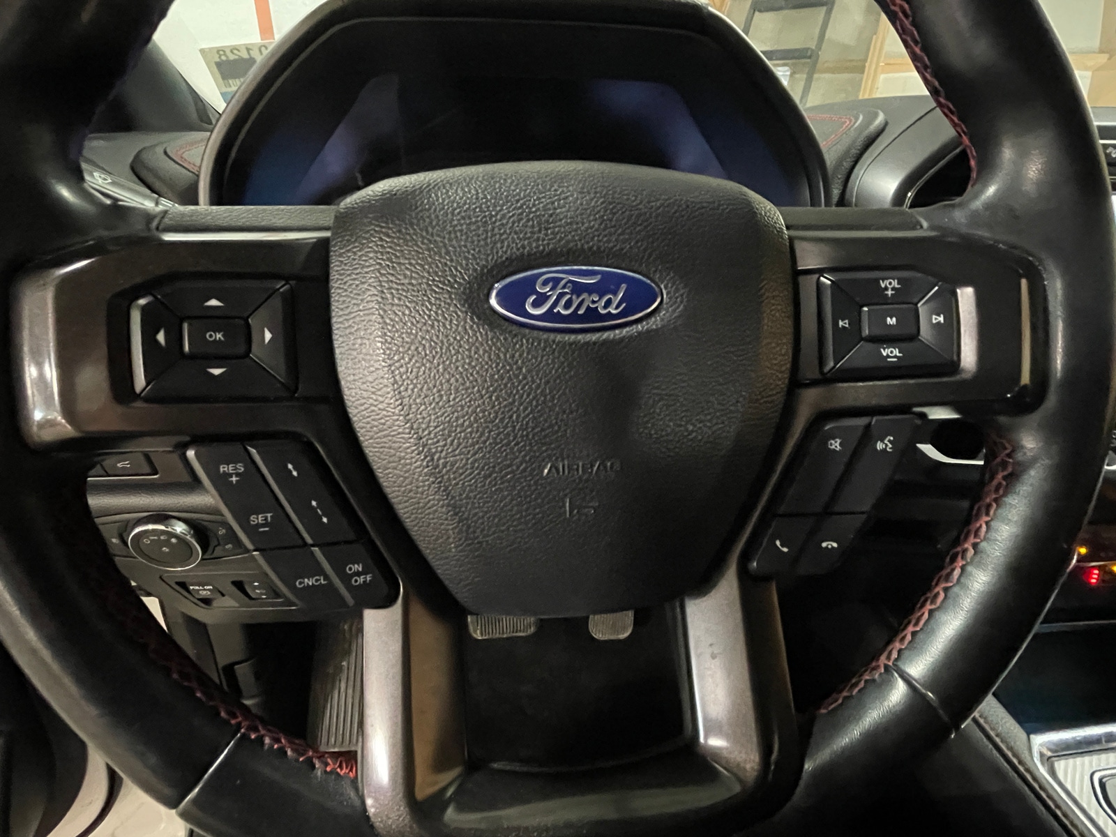 Thumbnail: 2021 Ford Expedition - 4