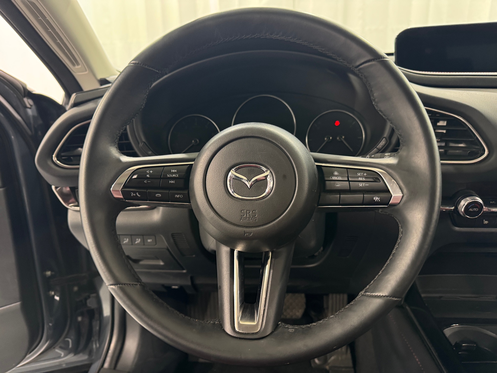 Thumbnail: 2025 Mazda CX-30 - 4