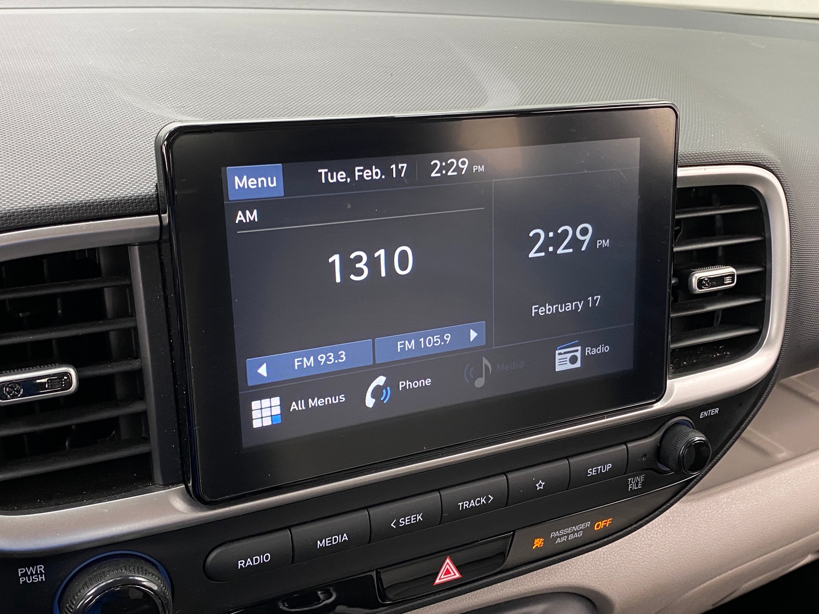 Thumbnail: 2020 Hyundai Venue - 4