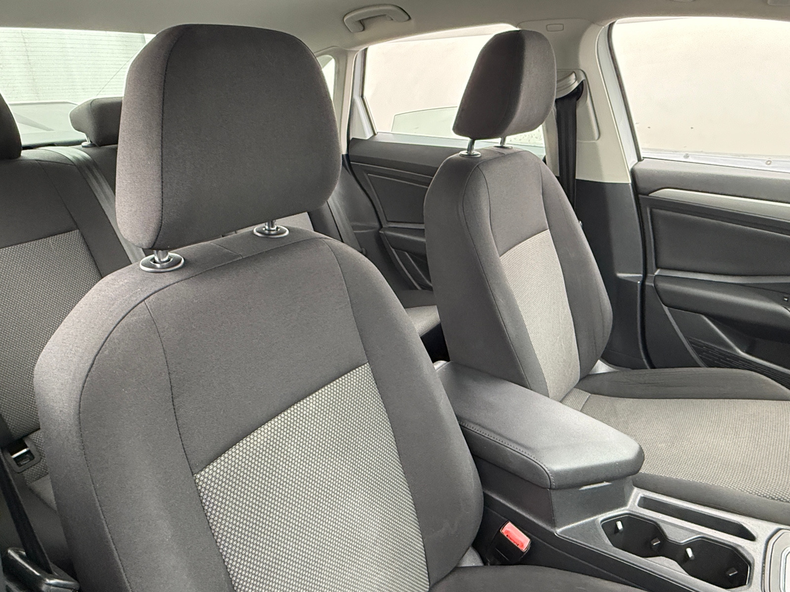 Thumbnail: 2021 Volkswagen Jetta - 2