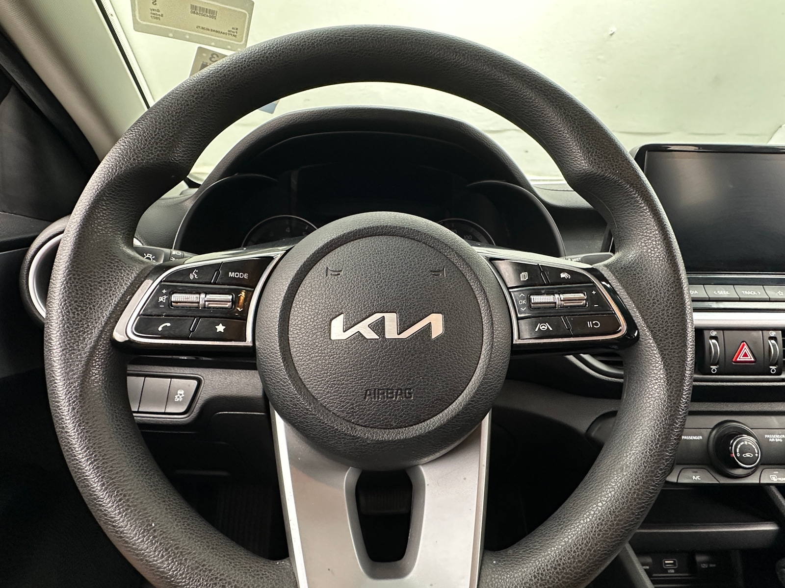 Thumbnail: 2022 Kia Forte - 5