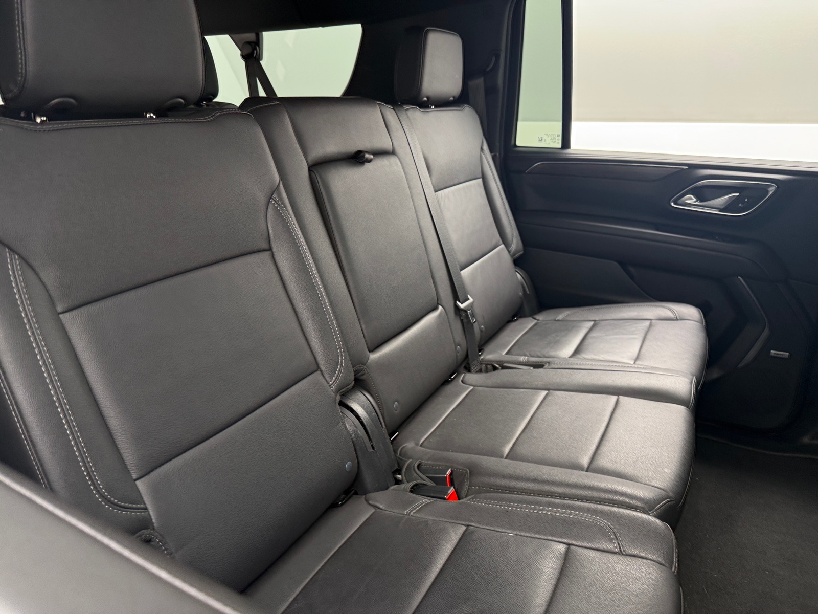 Thumbnail: 2023 Chevrolet Suburban - 5