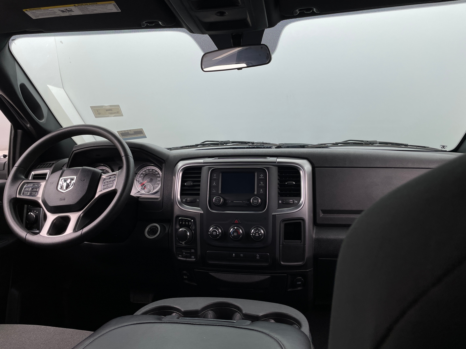 Thumbnail: 2021 RAM 1500 Classic - 3