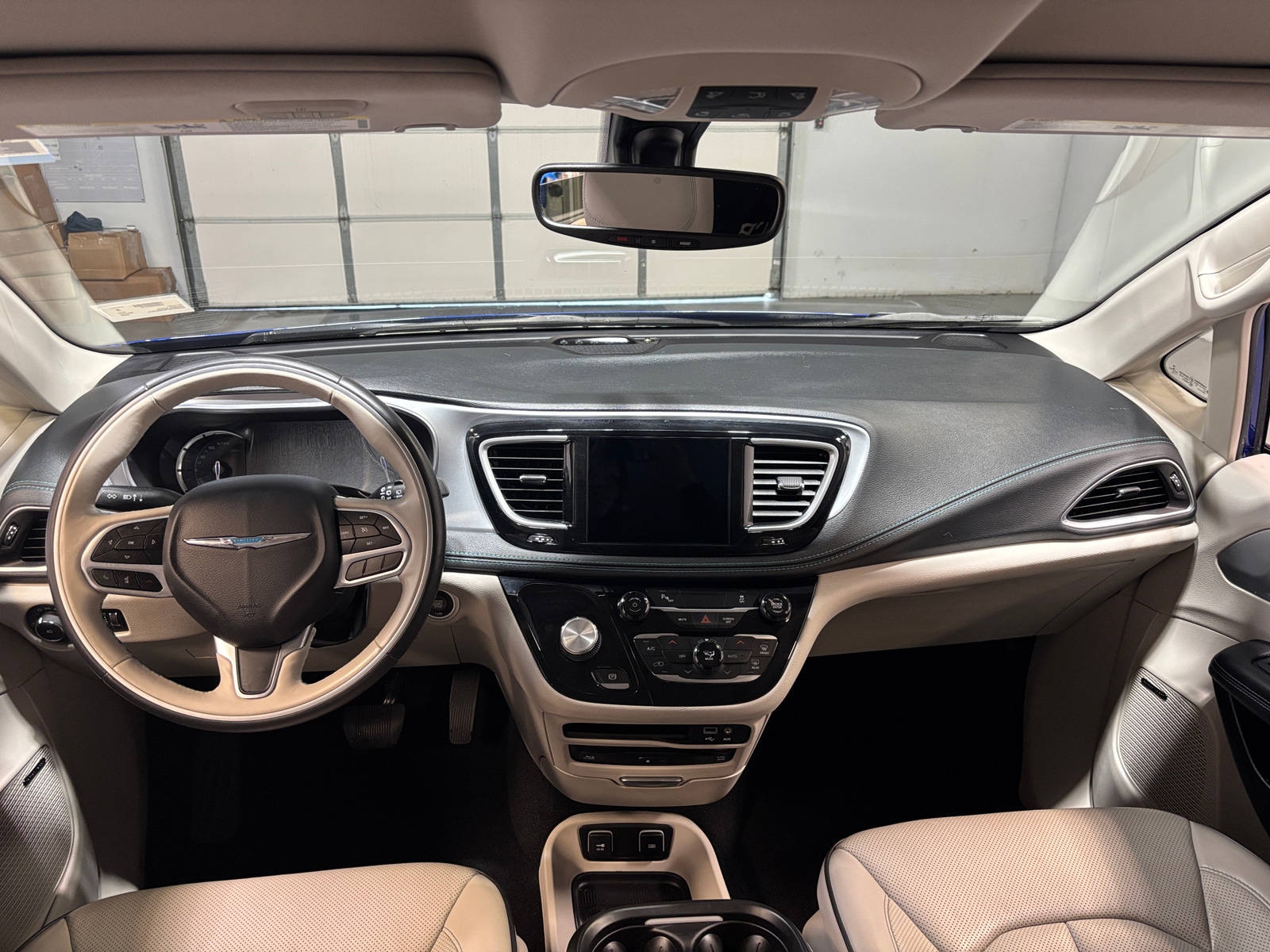 Thumbnail: 2020 Chrysler Pacifica - 2