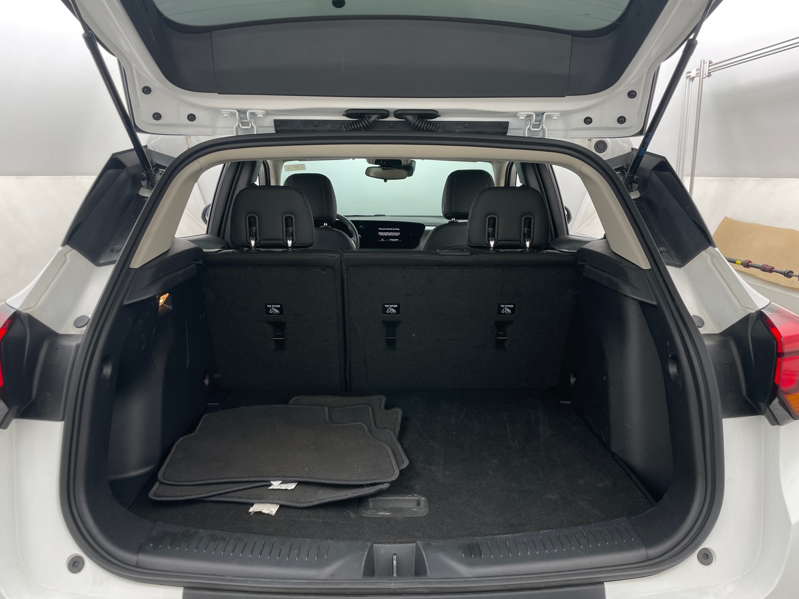 Thumbnail: 2025 Buick Encore GX - 6