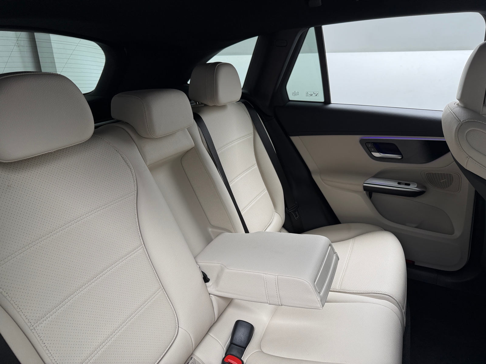 Thumbnail: 2025 Mercedes-Benz GLC - 5