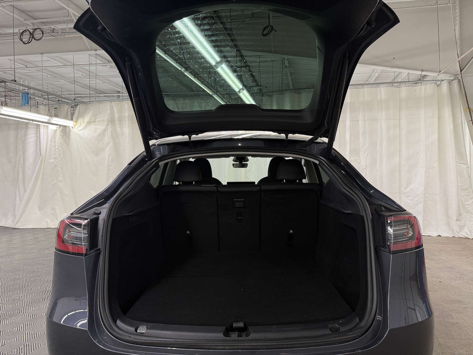 Thumbnail: 2023 Tesla Model Y - 6