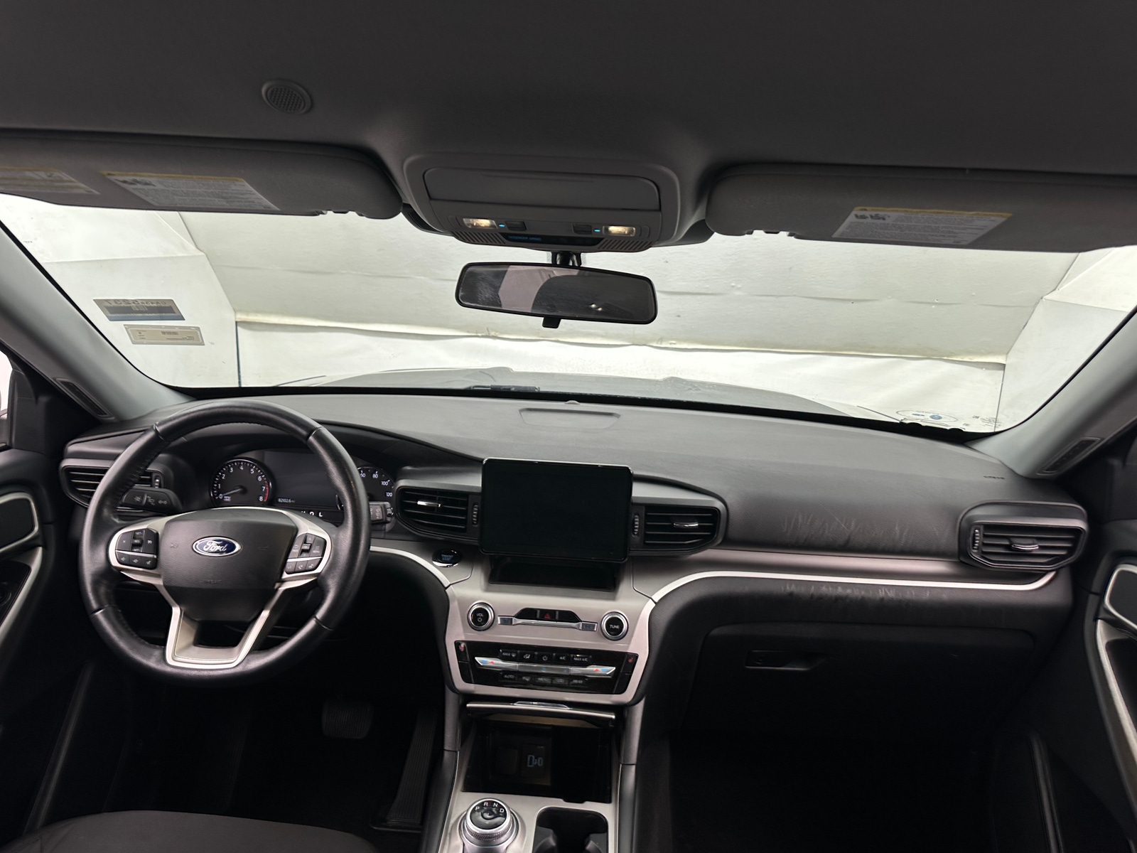 Thumbnail: 2022 Ford Explorer - 3