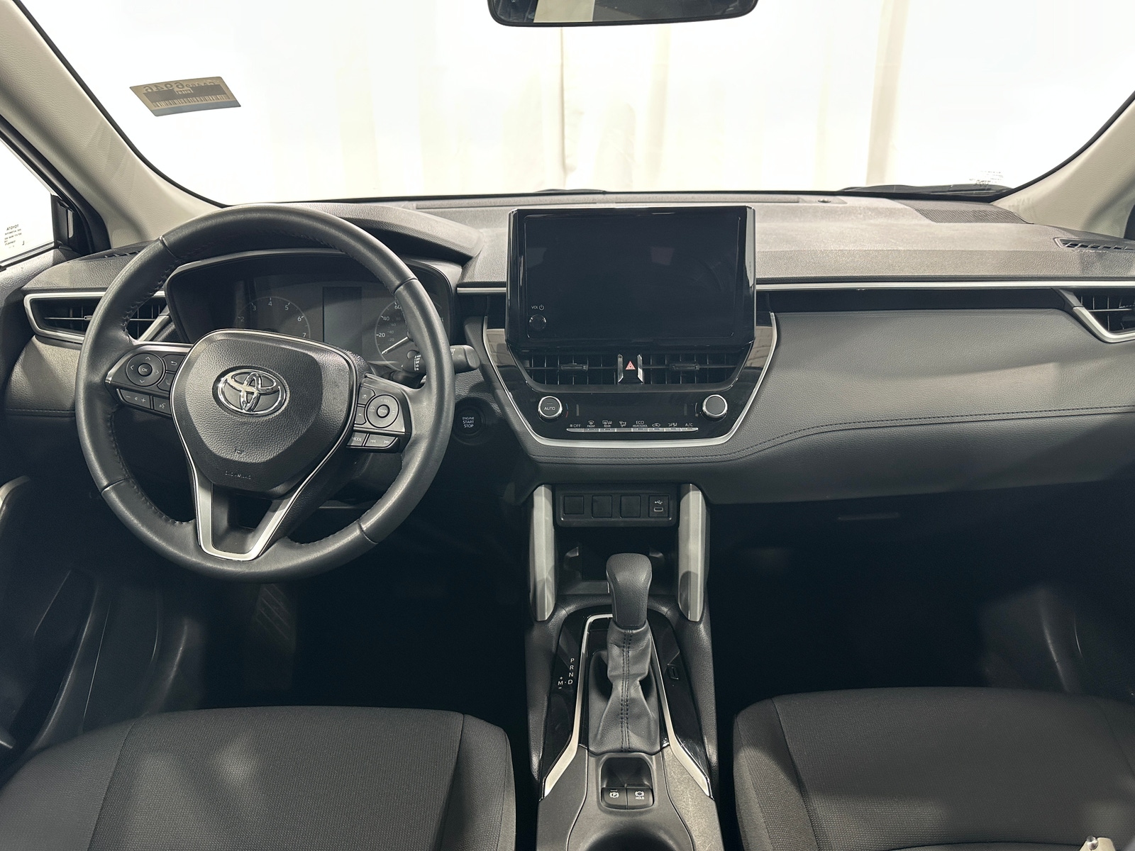 Thumbnail: 2025 Toyota Corolla Cross - 3