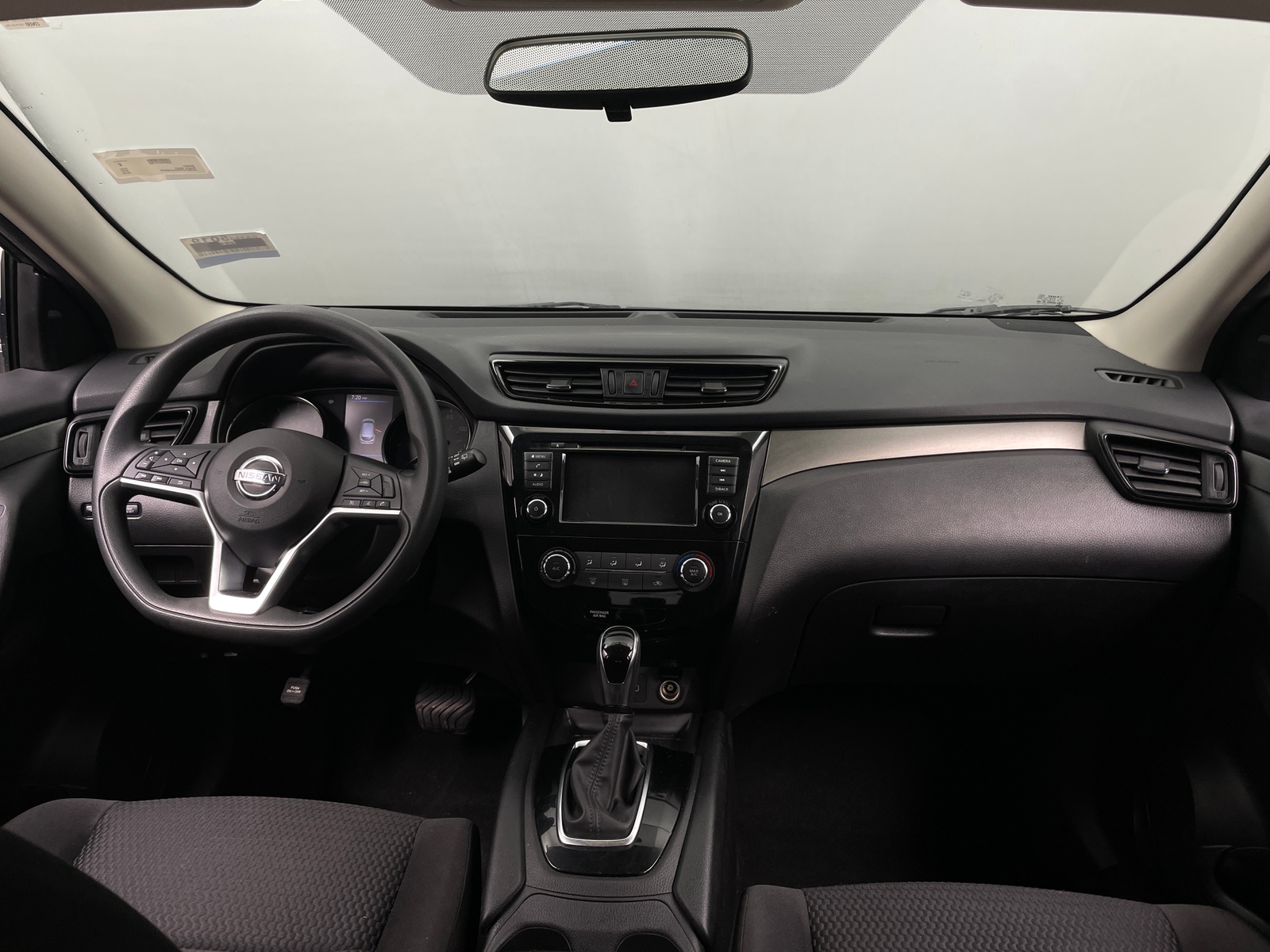 Thumbnail: 2019 Nissan Rogue Sport - 3